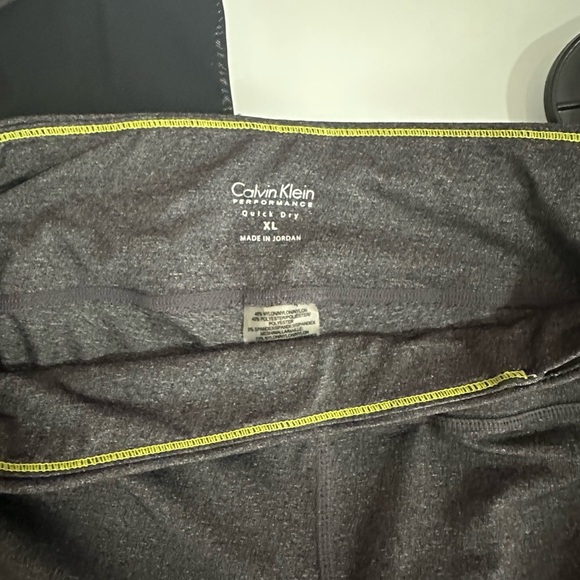 Calvin Klein Charcoal Performance Leggings - Picture 3 of 6